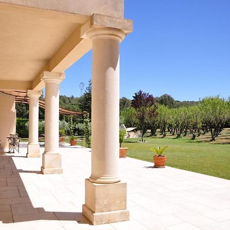 Le Jardin Des Amandiers Châteaurenard Exterior photo
